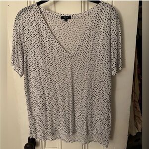 Rails Cara Spotted V-Neck Tee